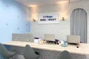 K Village博多駅前校の受付の様子を写した写真