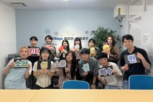 K Village立川校の講師を紹介する写真